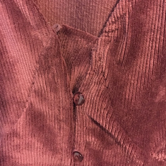 🌸Burgundy Top - Picture 2 of 4